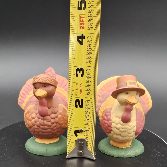 Vintage Avon Pilgrim Turkey Twosome Salt & Pepper Shakers Thanksgiving Fall - Picture 7 of 7